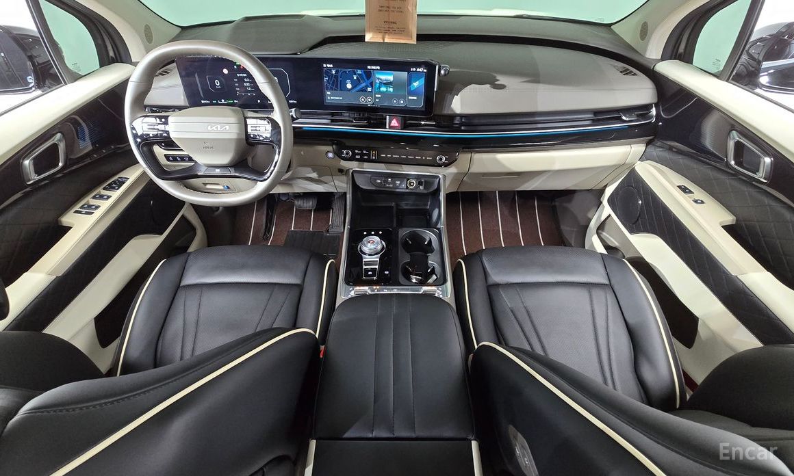 2025 Kia Carnival IV Рестайлинг HEV 9-Seater Hi-Limousine (Special vehicle) с пробегом 10 911 км