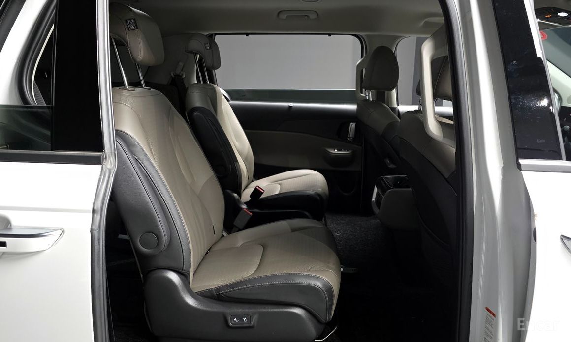 2024 Kia Carnival IV Рестайлинг HEV 9seater Nobless с пробегом 25 853 км