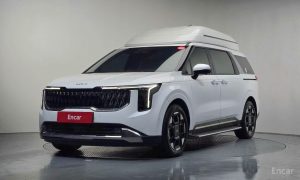 2024 Kia Carnival IV Рестайлинг HEV 9-Seater Hi-Limousine Signature с пробегом 32 696 км