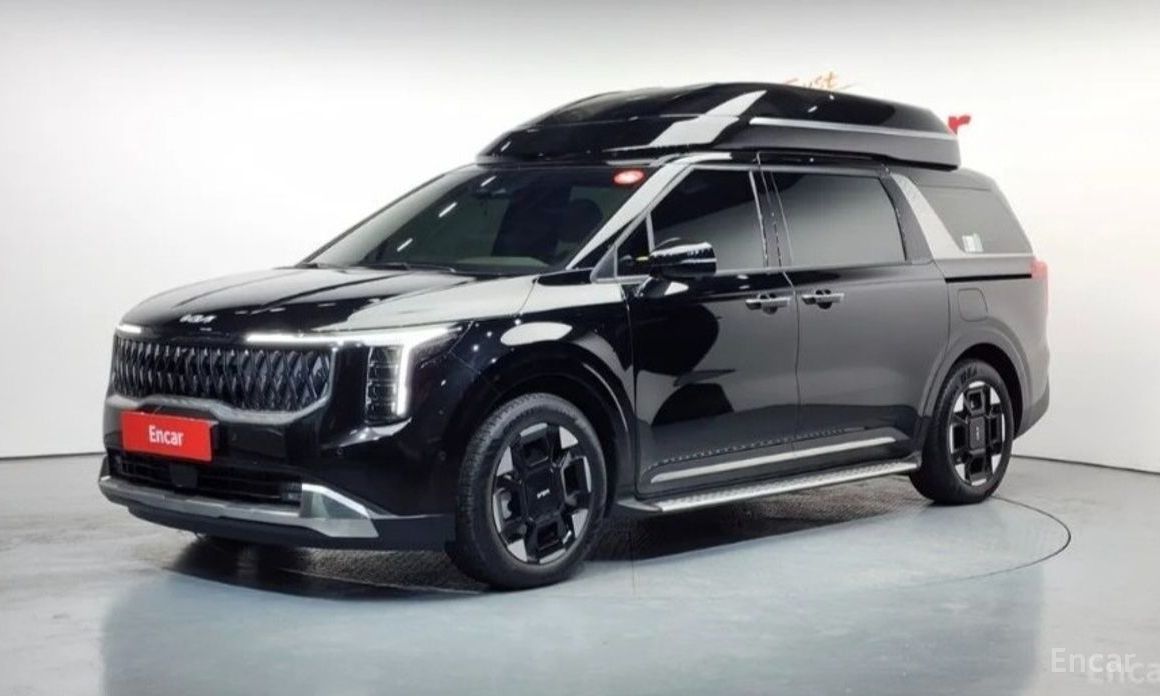 2024 Kia Carnival IV Рестайлинг HEV 9-Seater Hi-Limousine Signature с пробегом 4 000 км