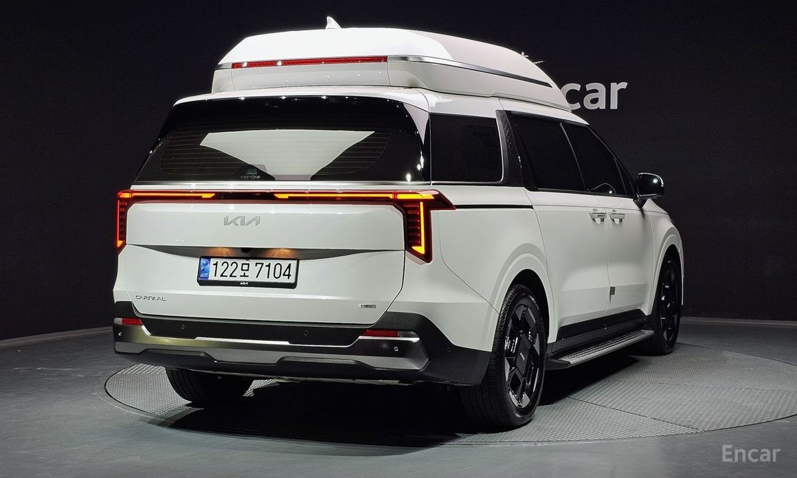 2024 Kia Carnival IV Рестайлинг HEV 9-Seater Hi-Limousine Signature с пробегом 36 348 км