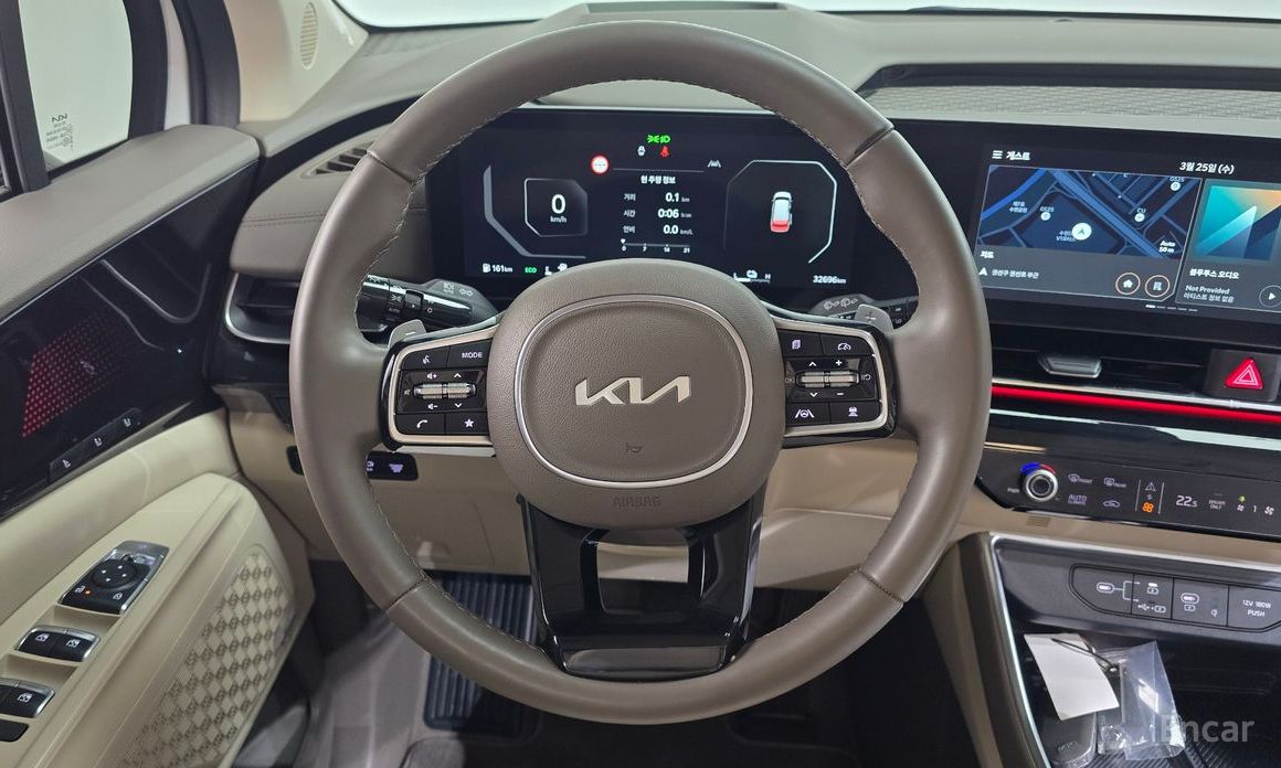 2024 Kia Carnival IV Рестайлинг HEV 9-Seater Hi-Limousine Signature с пробегом 32 696 км