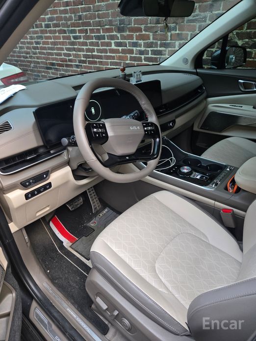 2024 Kia Carnival IV Рестайлинг HEV 9seater Nobless с пробегом 14 790 км