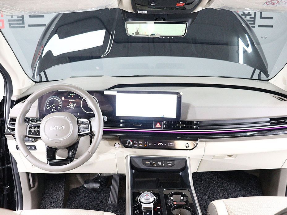 2024 Kia Carnival IV Рестайлинг HEV 9-Seater Hi-Limousine Signature с пробегом 33 608 км