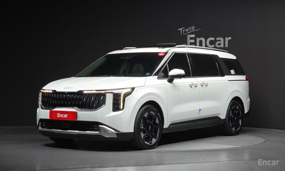 2024 Kia Carnival IV Рестайлинг HEV 9seater Signature с пробегом 37 602 км