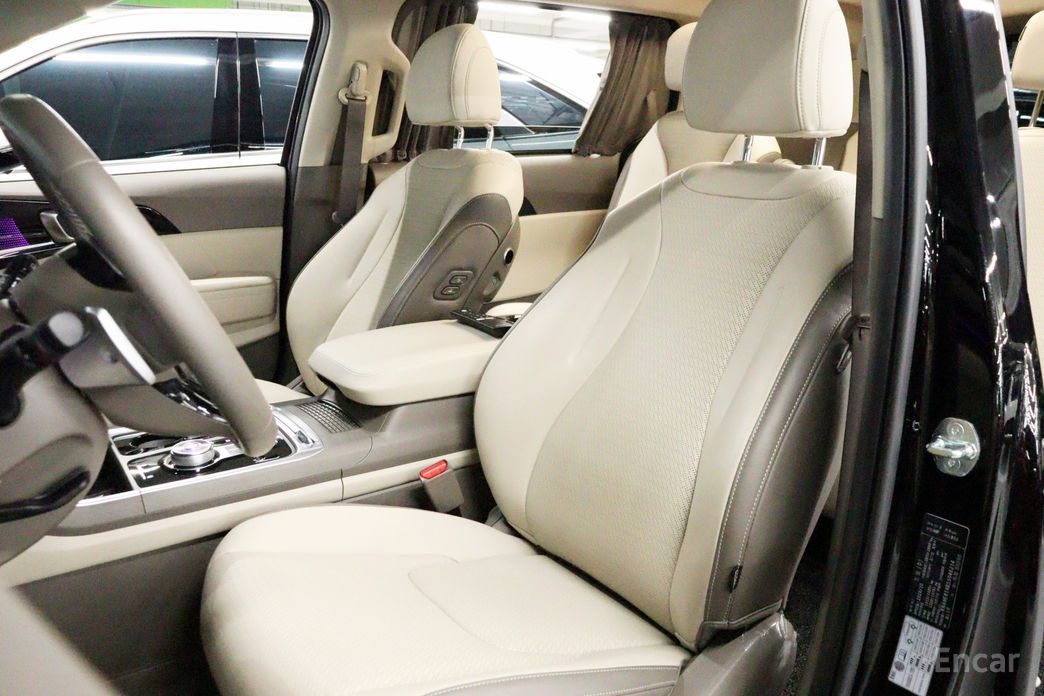 2024 Kia Carnival IV Рестайлинг HEV 9-Seater Hi-Limousine Signature с пробегом 33 608 км