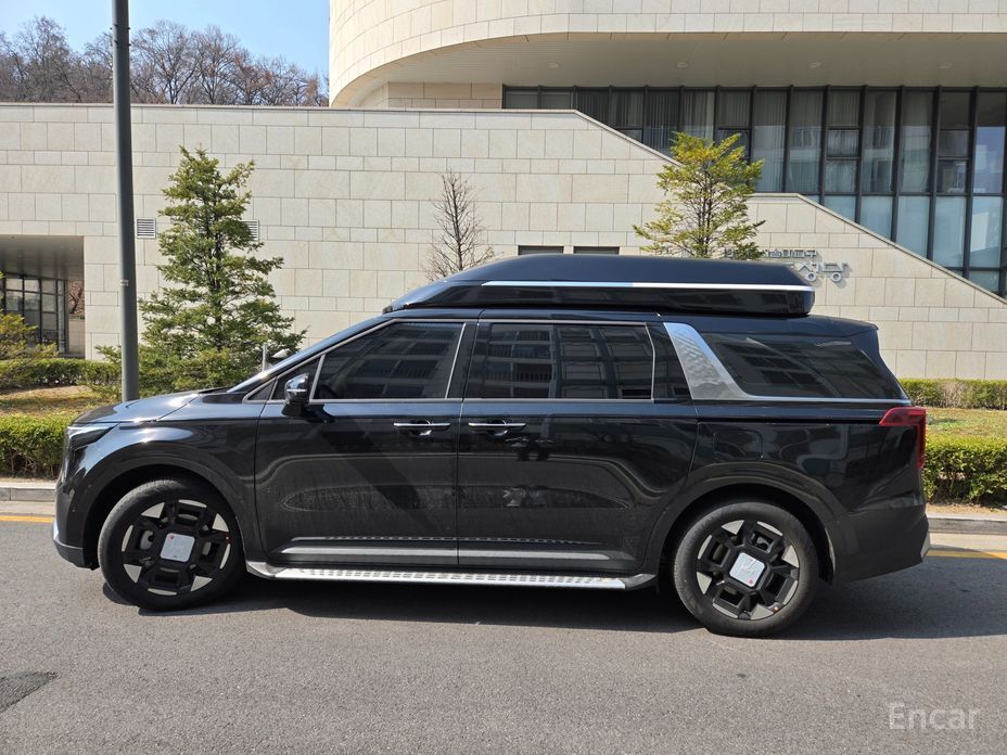2026 Kia Carnival IV Рестайлинг HEV 9-Seater Hi-Limousine Signature с пробегом 1 059 км