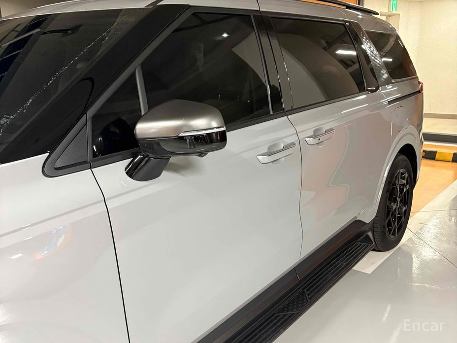 2025 Kia Carnival IV Рестайлинг HEV 9seater Gravity с пробегом 4 200 км