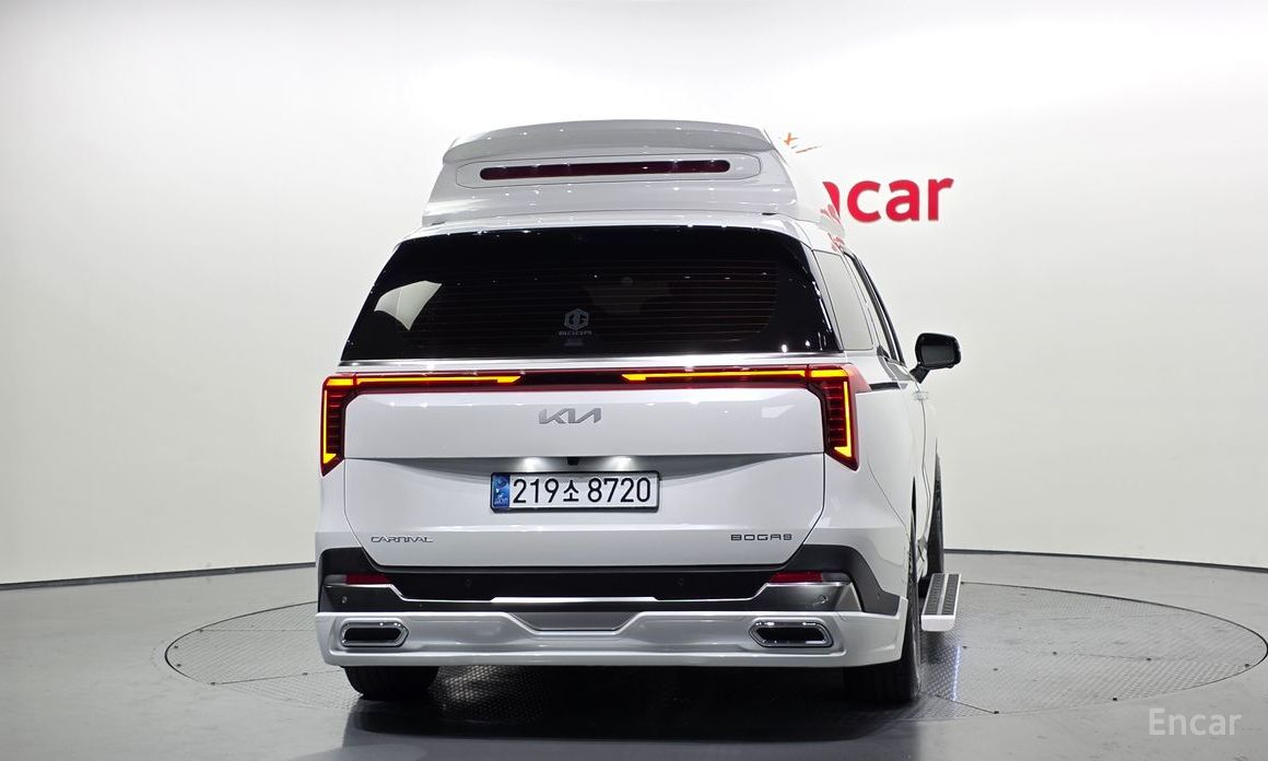 2024 Kia Carnival IV Рестайлинг Gasoline 9-Seater Hi Limousine (7-seater Limousine(Special vehicle) с пробегом 15 847 км