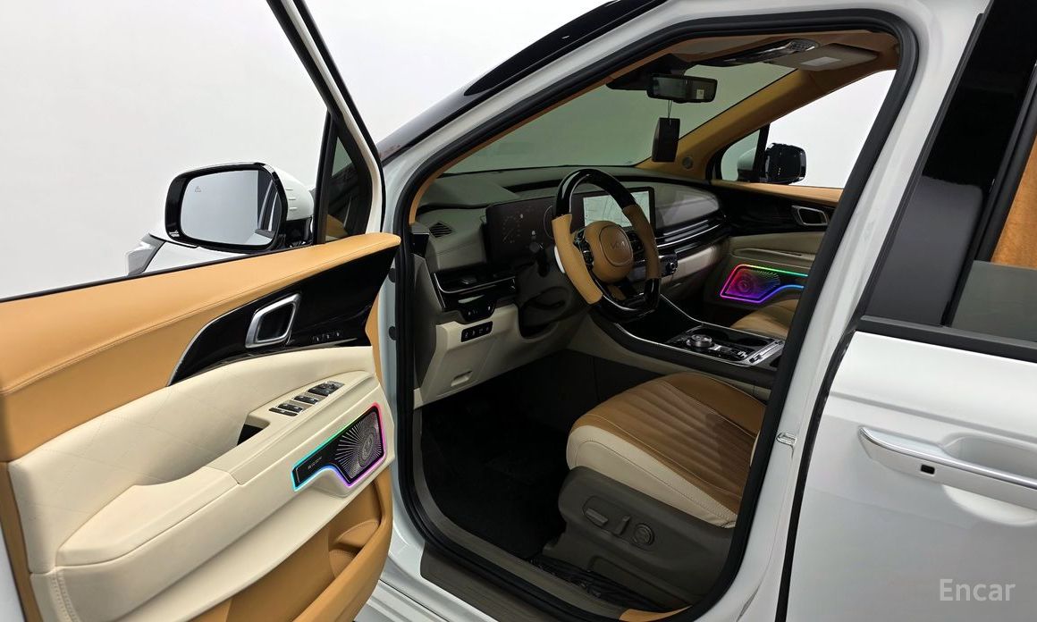 2024 Kia Carnival IV Рестайлинг Gasoline 9-Seater Hi Limousine (7-seater Limousine(Special vehicle) с пробегом 15 847 км