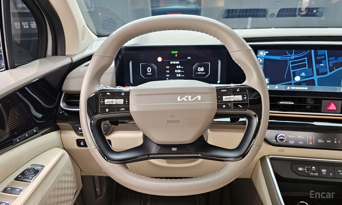 2025 Kia Carnival IV Рестайлинг Gasoline 9 Seater X Line с пробегом 10 957 км