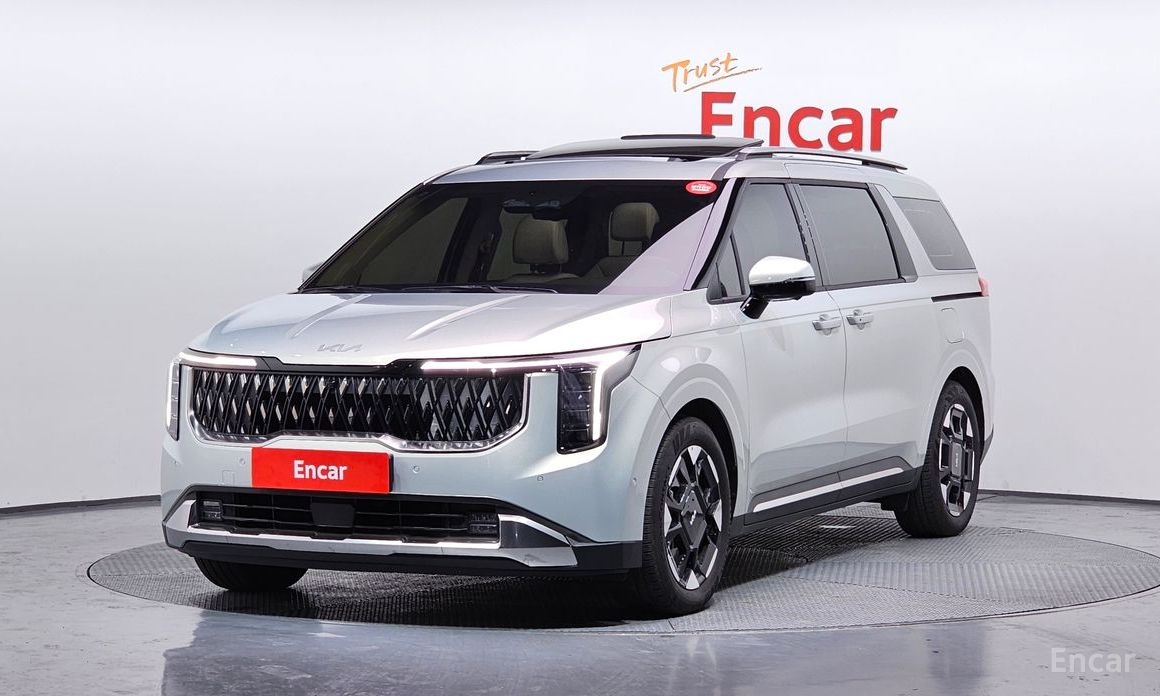 2024 Kia Carnival IV Рестайлинг Gasoline 9-Seater Signature с пробегом 8 678 км