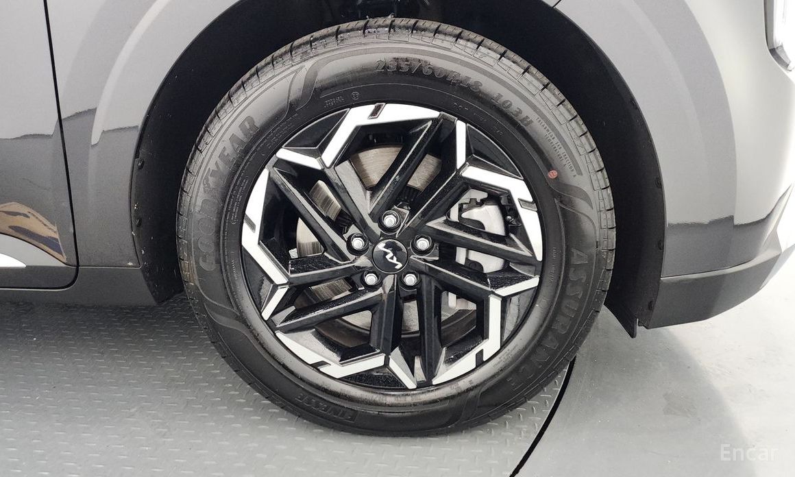 2025 Kia Carnival IV Рестайлинг Gasoline 9-Seater Noblesse с пробегом 7 950 км