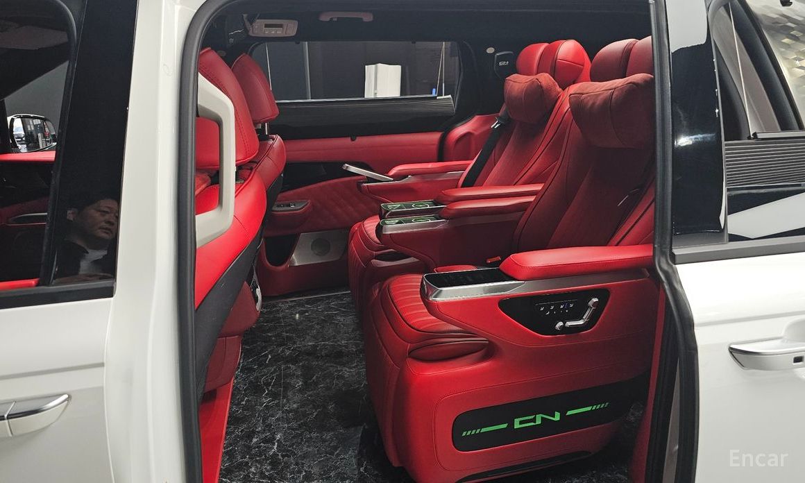2024 Kia Carnival IV Рестайлинг Gasoline 9-Seater Hi Limousine (7-seater Limousine(Special vehicle) с пробегом 45 918 км