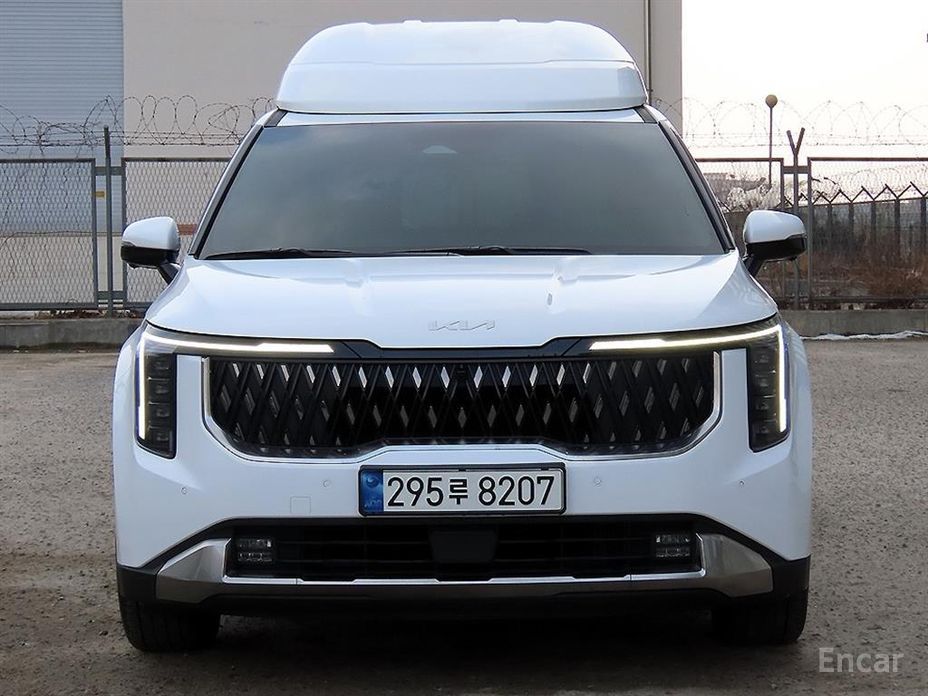 2024 Kia Carnival IV Рестайлинг Gasoline 9-Seater Hi Limousine Signature с пробегом 6 257 км