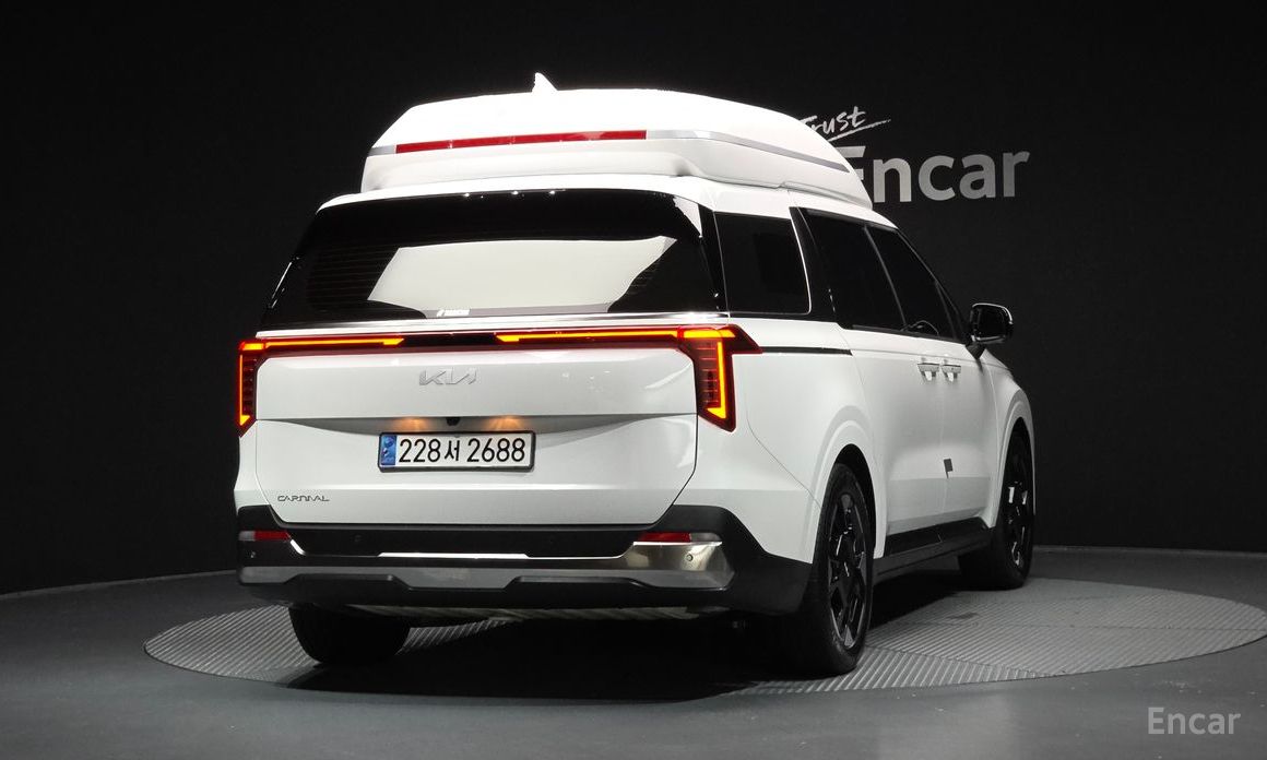 2024 Kia Carnival IV Рестайлинг Gasoline 9-Seater Hi Limousine (7-seater Limousine(Special vehicle) с пробегом 17 177 км