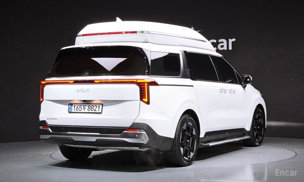 2024 Kia Carnival IV Рестайлинг Gasoline 9-Seater Hi Limousine Signature с пробегом 24 052 км