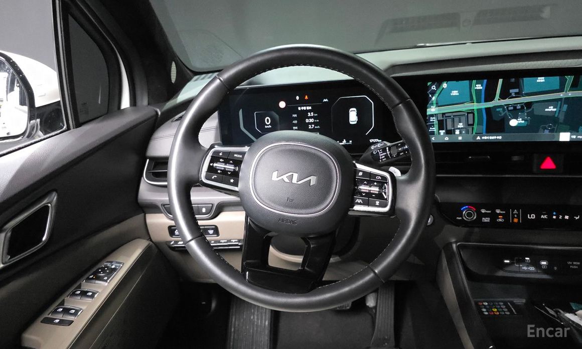 2024 Kia Carnival IV Рестайлинг Gasoline 9-Seater Hi Limousine (7-seater Limousine(Special vehicle) с пробегом 17 177 км