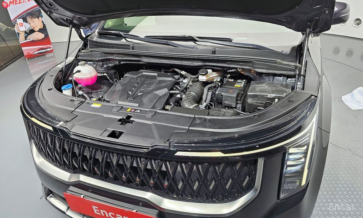 2024 Kia Carnival IV Рестайлинг Gasoline 9-Seater Noblesse с пробегом 12 552 км