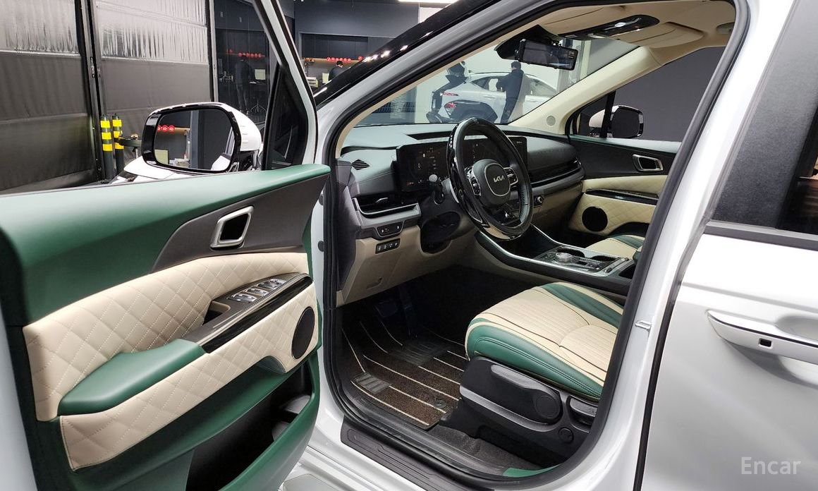 2024 Kia Carnival IV Рестайлинг Gasoline 9-Seater Hi Limousine (7-seater Limousine(Special vehicle) с пробегом 16 875 км