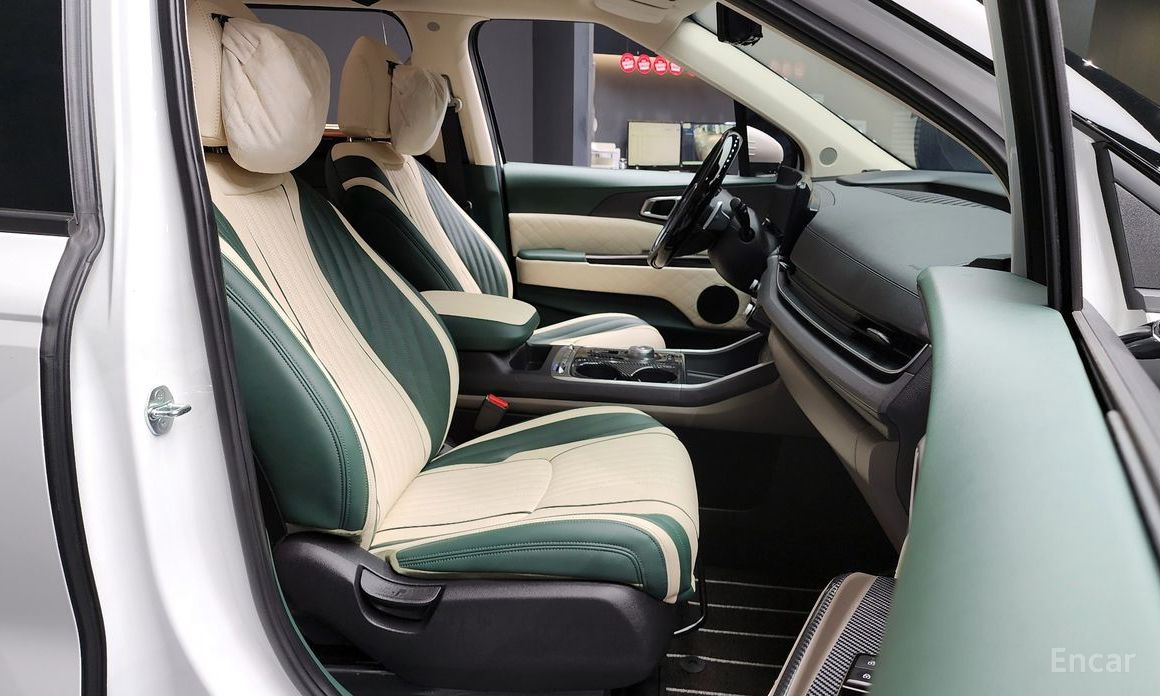 2024 Kia Carnival IV Рестайлинг Gasoline 9-Seater Hi Limousine (7-seater Limousine(Special vehicle) с пробегом 16 875 км