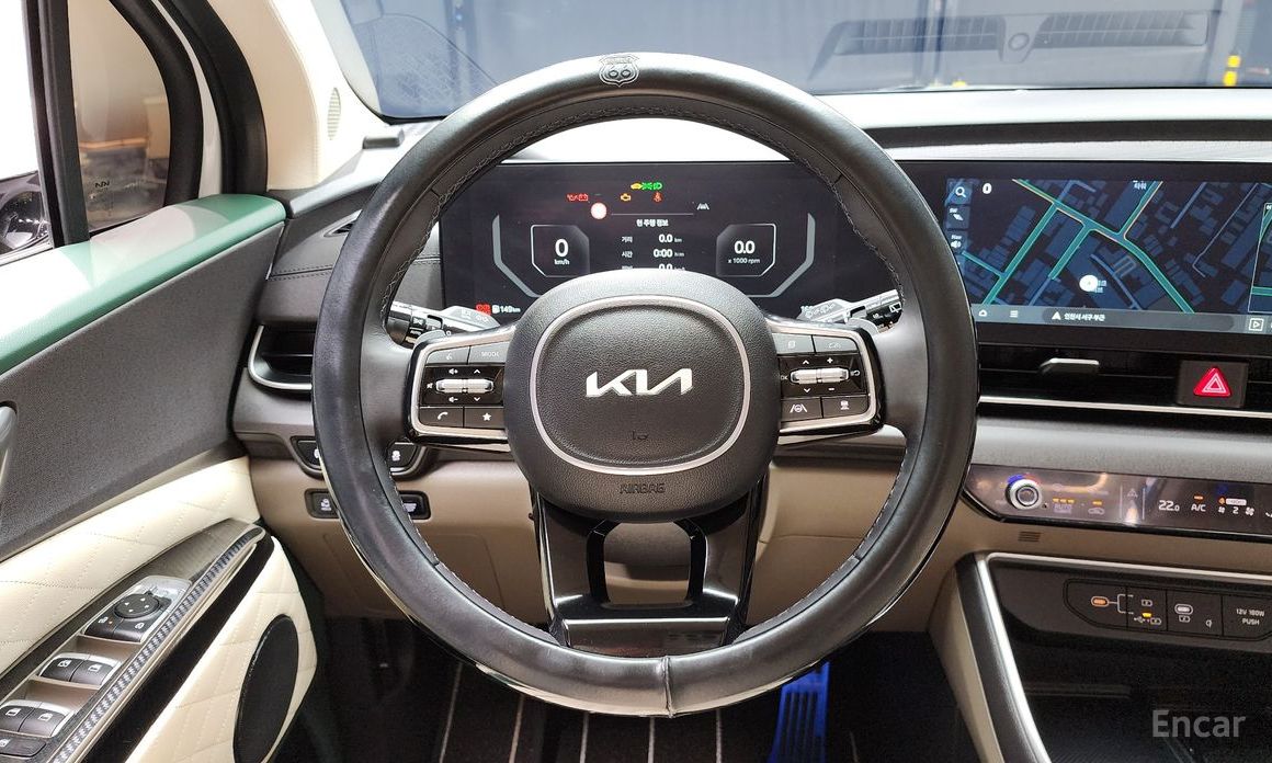 2024 Kia Carnival IV Рестайлинг Gasoline 9-Seater Hi Limousine (7-seater Limousine(Special vehicle) с пробегом 16 875 км