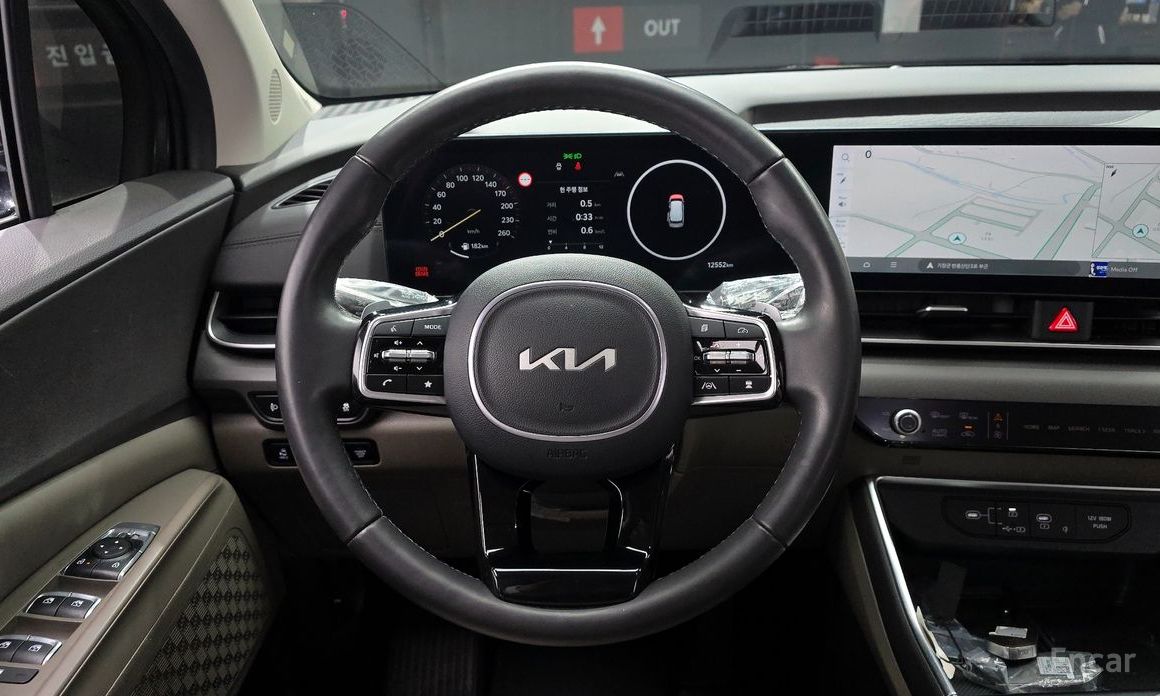 2024 Kia Carnival IV Рестайлинг Gasoline 9-Seater Noblesse с пробегом 12 552 км