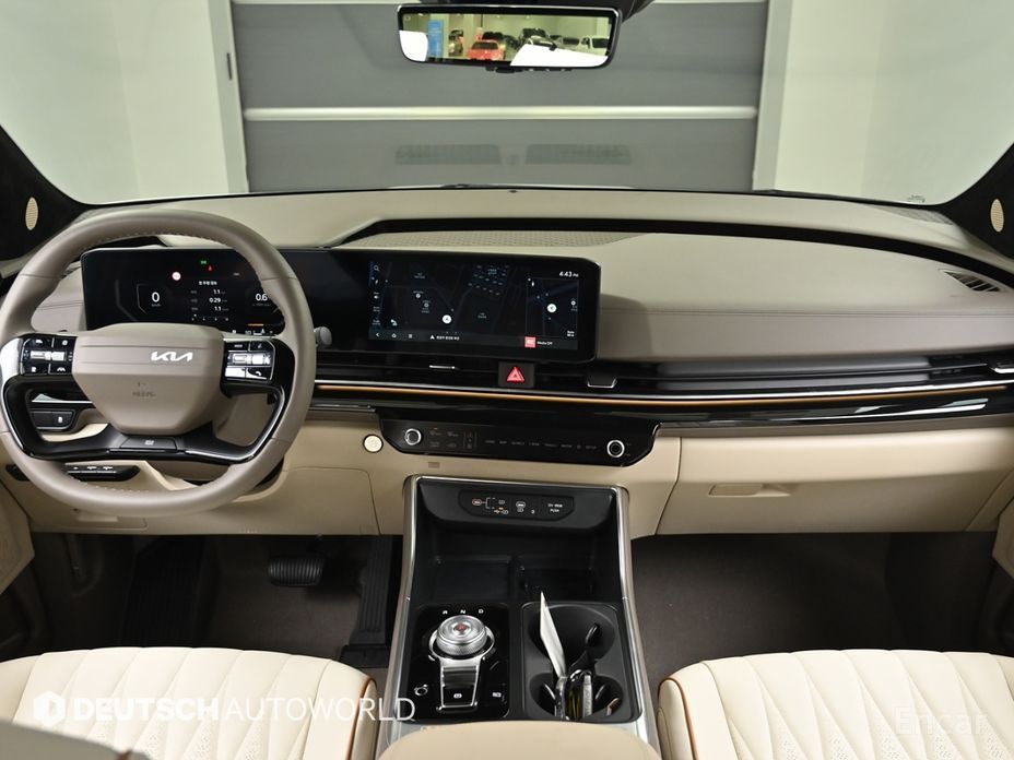 2025 Kia Carnival IV Рестайлинг Gasoline 9-Seater Hi Limousine (7-seater Limousine(Special vehicle) с пробегом 139 км