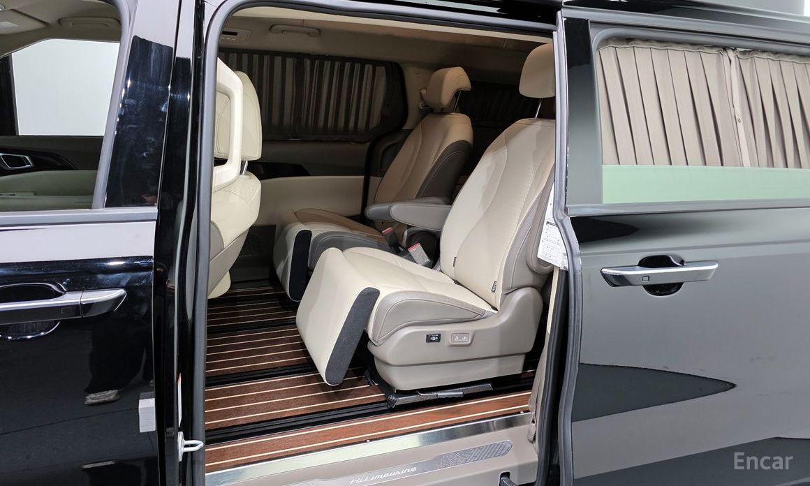 2024 Kia Carnival IV Рестайлинг Gasoline 9-Seater Hi Limousine Signature с пробегом 49 360 км