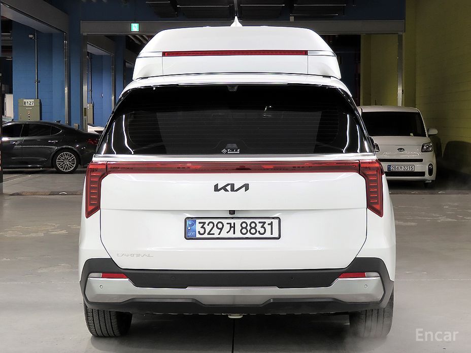 2024 Kia Carnival IV Рестайлинг Gasoline 9-Seater Hi Limousine Signature с пробегом 44 230 км