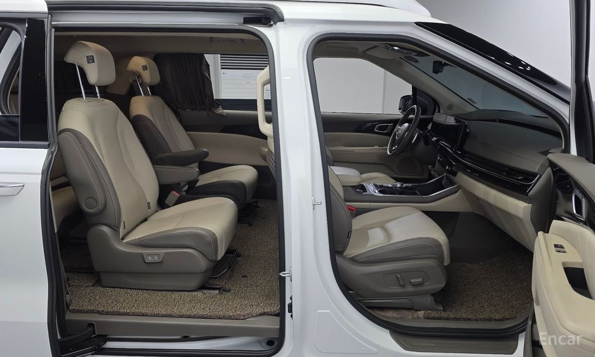 2024 Kia Carnival IV Рестайлинг Gasoline 9-Seater Hi Limousine Signature с пробегом 23 597 км