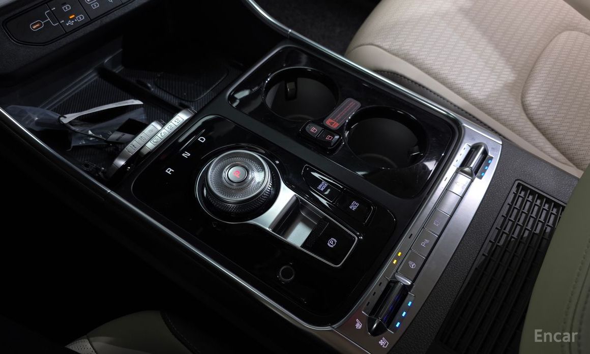 2024 Kia Carnival IV Рестайлинг Gasoline 9-Seater Hi Limousine Signature с пробегом 56 999 км