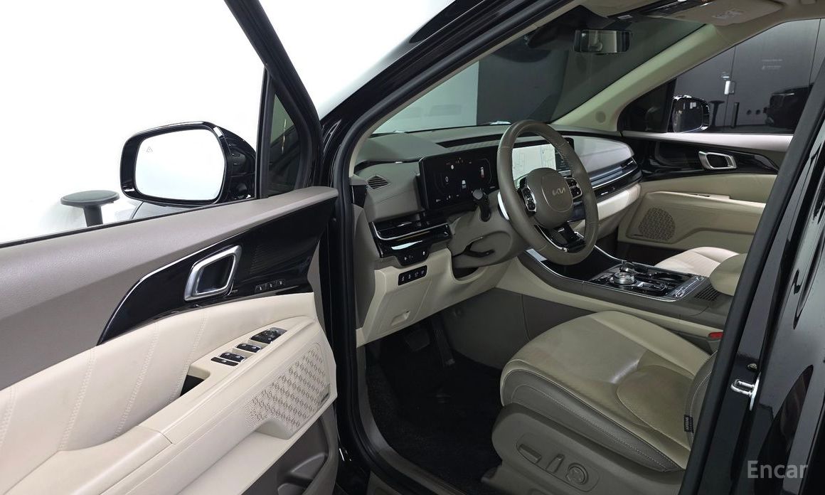 2024 Kia Carnival IV Рестайлинг Gasoline 9-Seater Hi Limousine Signature с пробегом 56 999 км