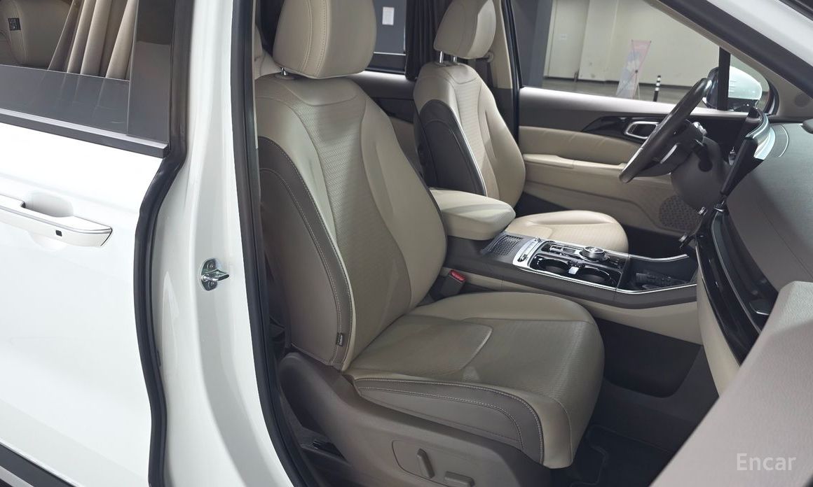 2024 Kia Carnival IV Рестайлинг Gasoline 9-Seater Hi Limousine Signature с пробегом 32 356 км