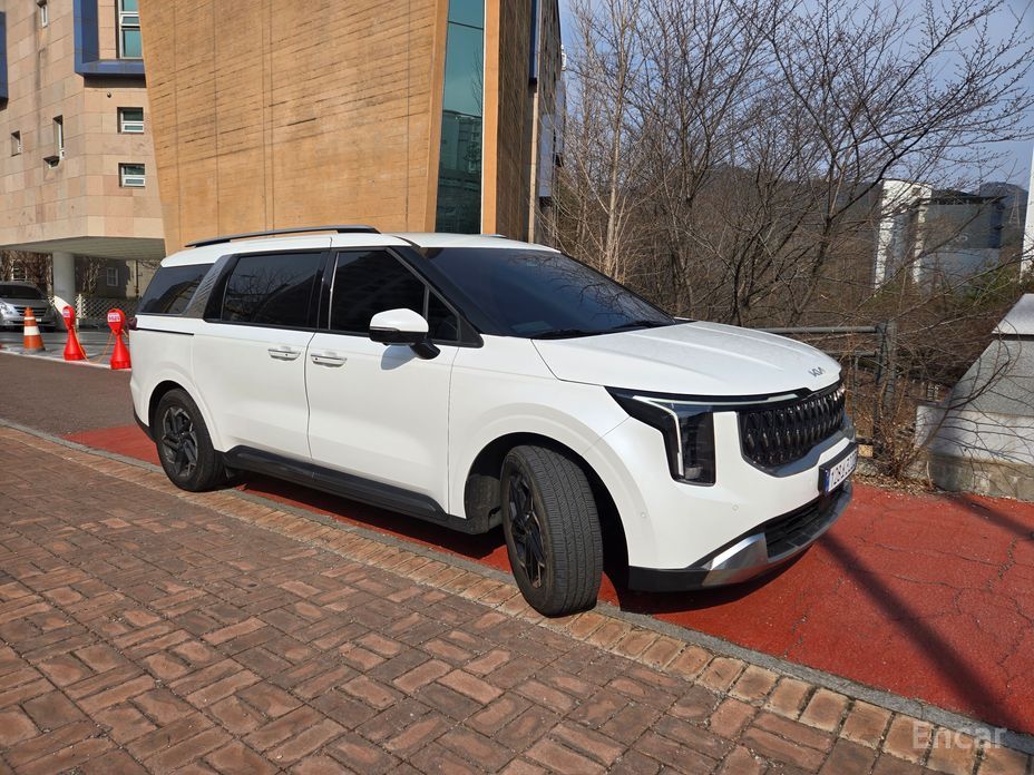 2024 Kia Carnival IV Рестайлинг Gasoline 9-Seater Noblesse с пробегом 43 272 км