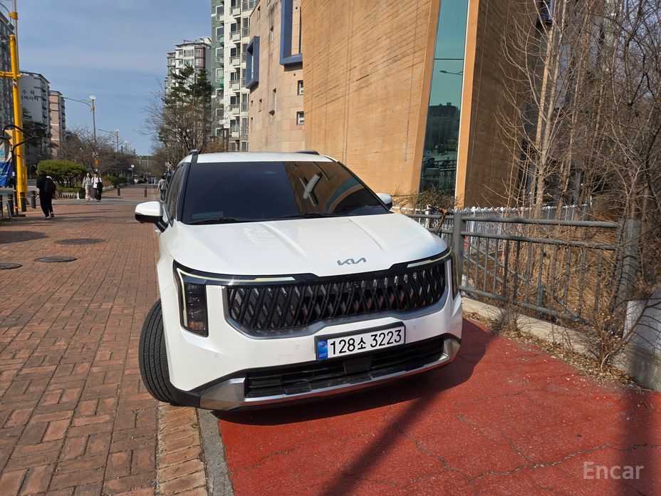 2024 Kia Carnival IV Рестайлинг Gasoline 9-Seater Noblesse с пробегом 43 272 км