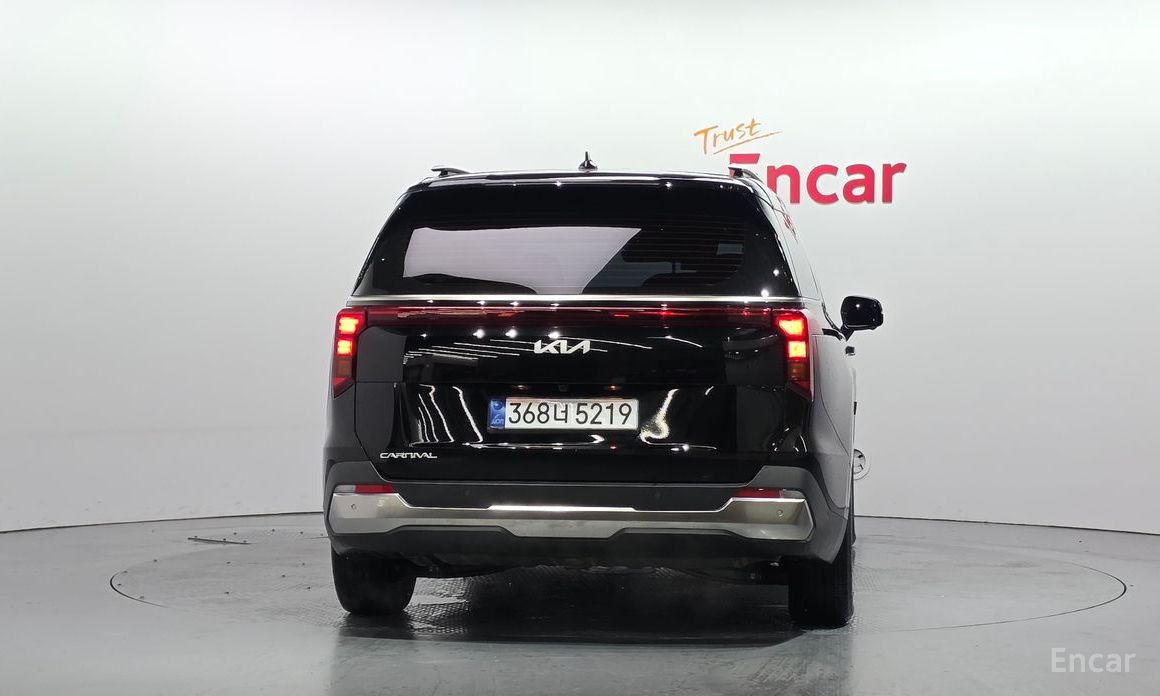 2025 Kia Carnival IV Рестайлинг Gasoline 9-Seater Noblesse с пробегом 8 525 км