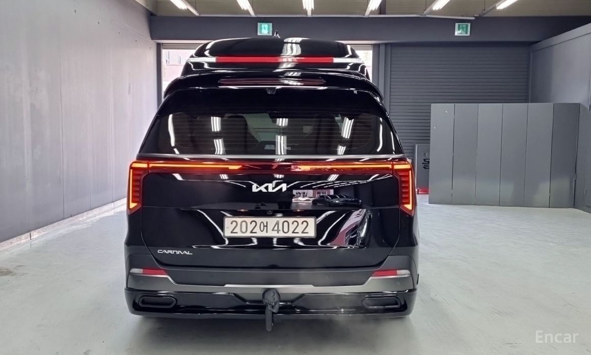 2024 Kia Carnival IV Рестайлинг Gasoline 9-Seater Hi Limousine (7-seater Limousine(Special vehicle) с пробегом 16 708 км