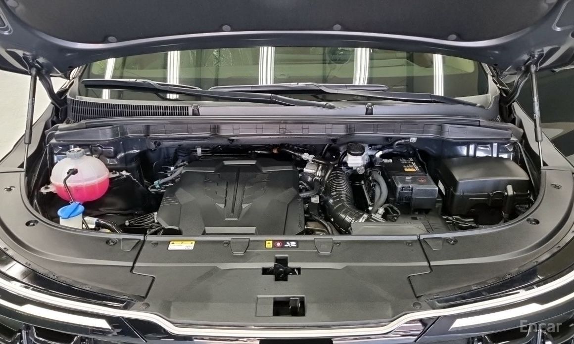 2024 Kia Carnival IV Рестайлинг Gasoline 9-Seater Hi Limousine (7-seater Limousine(Special vehicle) с пробегом 16 708 км