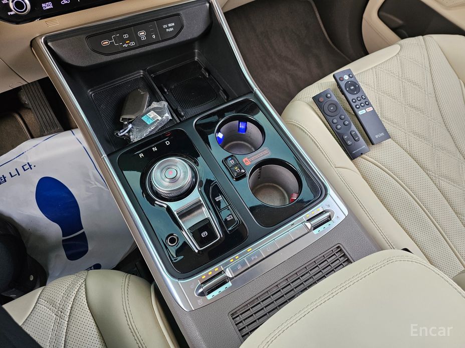 2024 Kia Carnival IV Рестайлинг Gasoline 9-Seater Hi Limousine Signature с пробегом 76 700 км