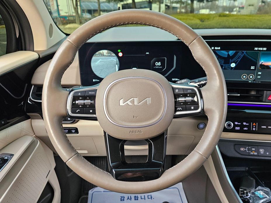 2024 Kia Carnival IV Рестайлинг Gasoline 9-Seater Hi Limousine Signature с пробегом 76 700 км
