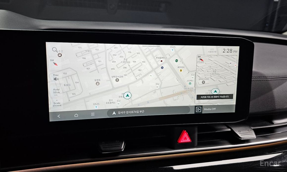 2025 Kia Carnival IV Рестайлинг Gasoline 9-Seater Signature с пробегом 8 622 км