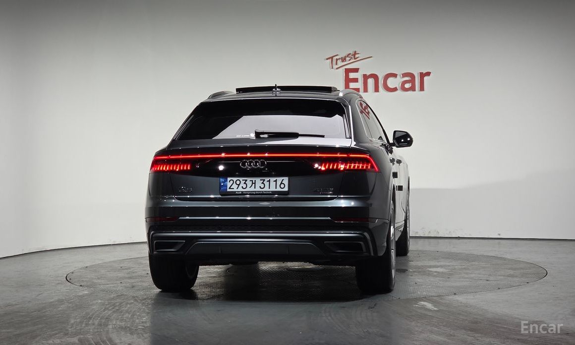 2023 Audi Q8 I (4M) 45 TDI Quattro Premium с пробегом 14 161 км