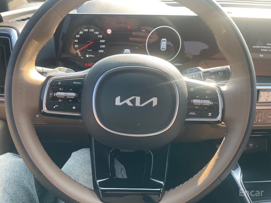 2025 Kia Sorento IV Рестайлинг Gasoline 2.5T 4WD Signature с пробегом 13 601 км
