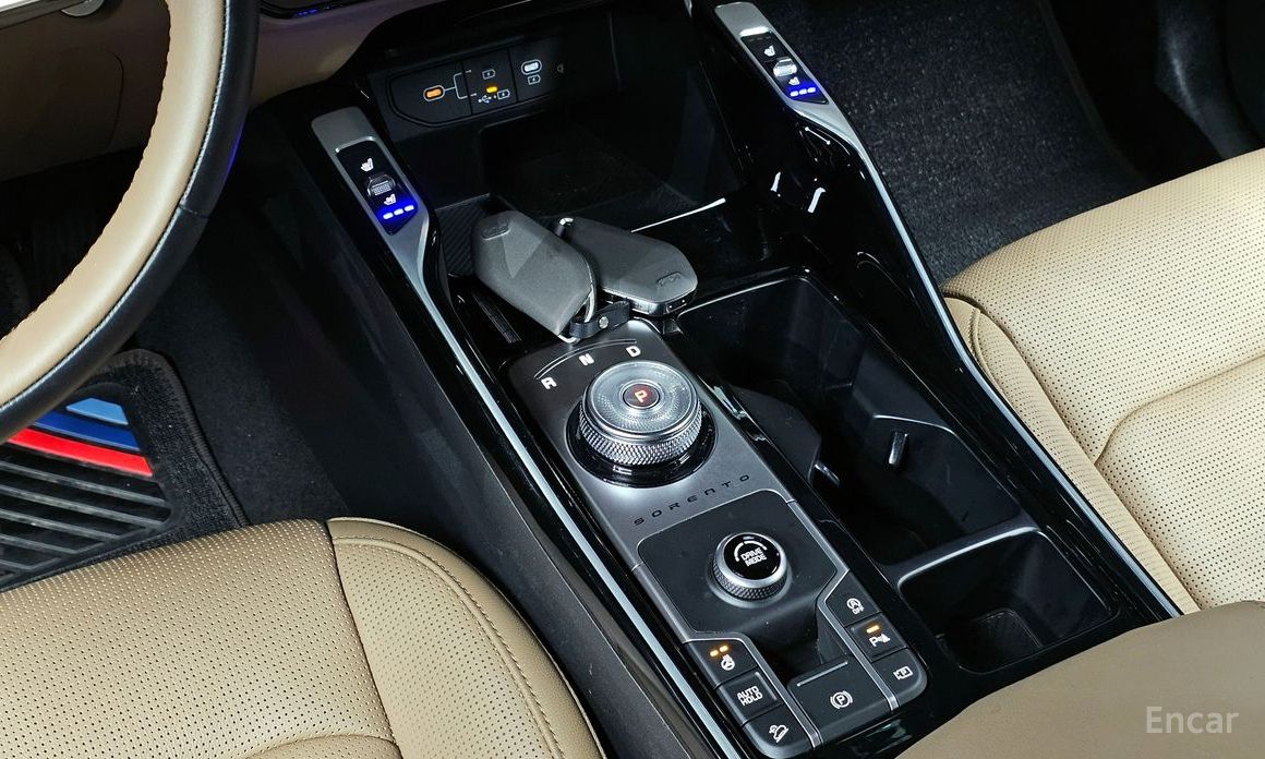 2024 Kia Sorento IV Рестайлинг Gasoline 2.5T 2WD Noblesse с пробегом 7 602 км