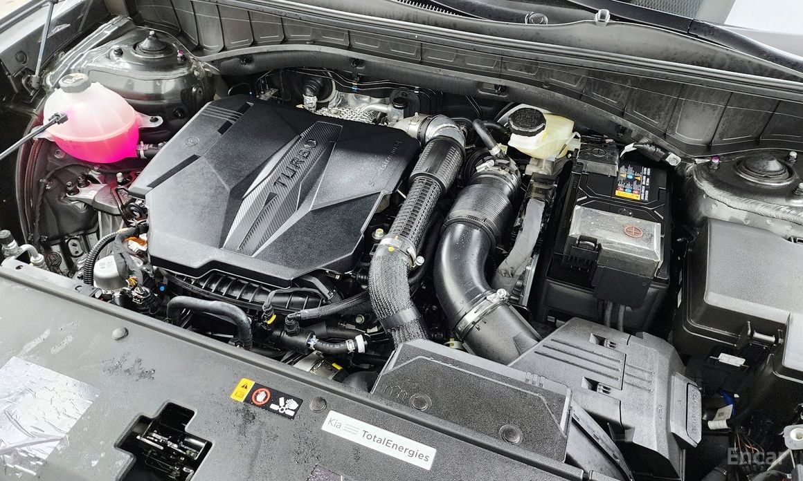 2025 Kia Sorento IV Рестайлинг Gasoline 2.5T 2WD Noblesse с пробегом 3 367 км