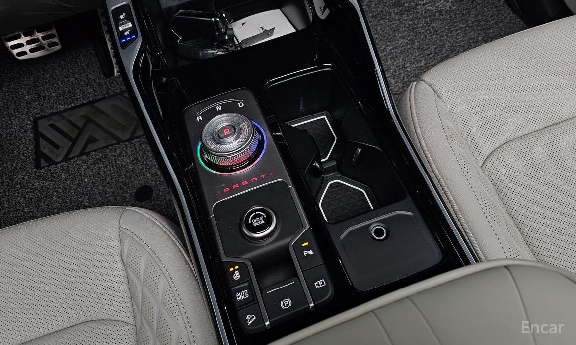 2025 Kia Sorento IV Рестайлинг HEV 1.6 2WD Gravity с пробегом 15 372 км