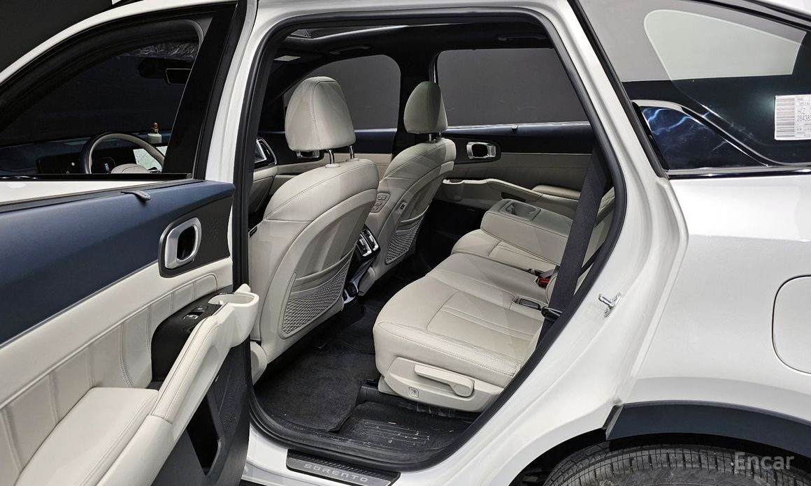 2024 Kia Sorento IV Рестайлинг HEV 1.6 2WD Gravity с пробегом 21 746 км