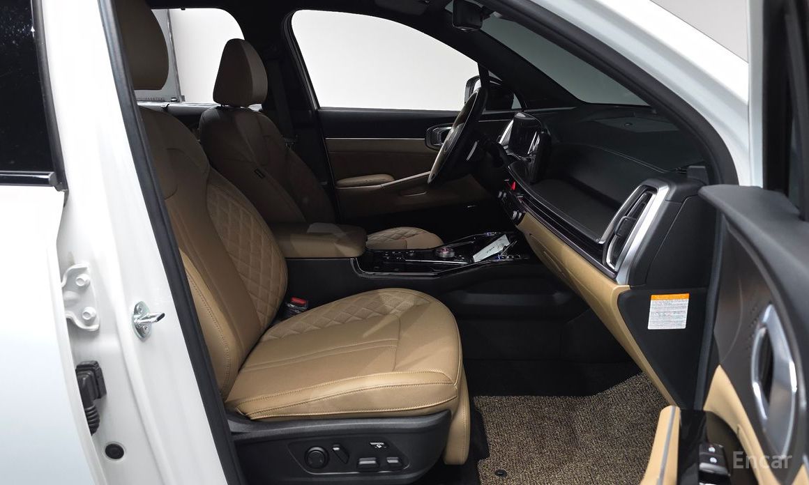 2024 Kia Sorento IV Рестайлинг HEV 1.6 2WD Gravity с пробегом 14 726 км