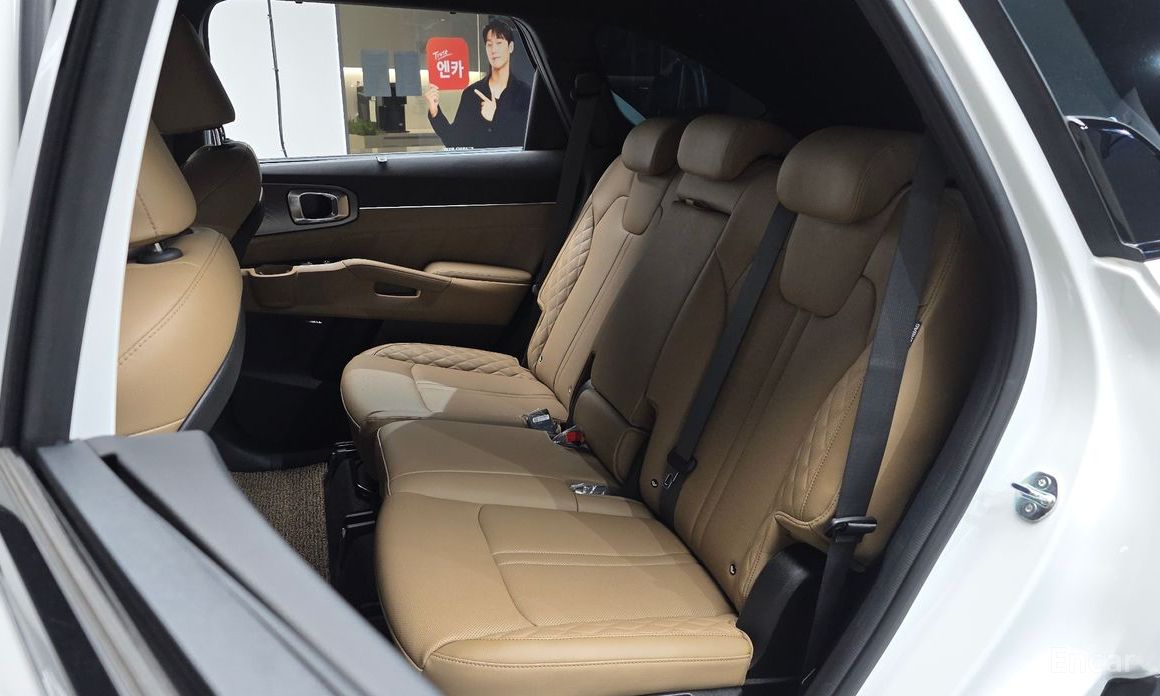 2024 Kia Sorento IV Рестайлинг HEV 1.6 2WD Gravity с пробегом 14 726 км